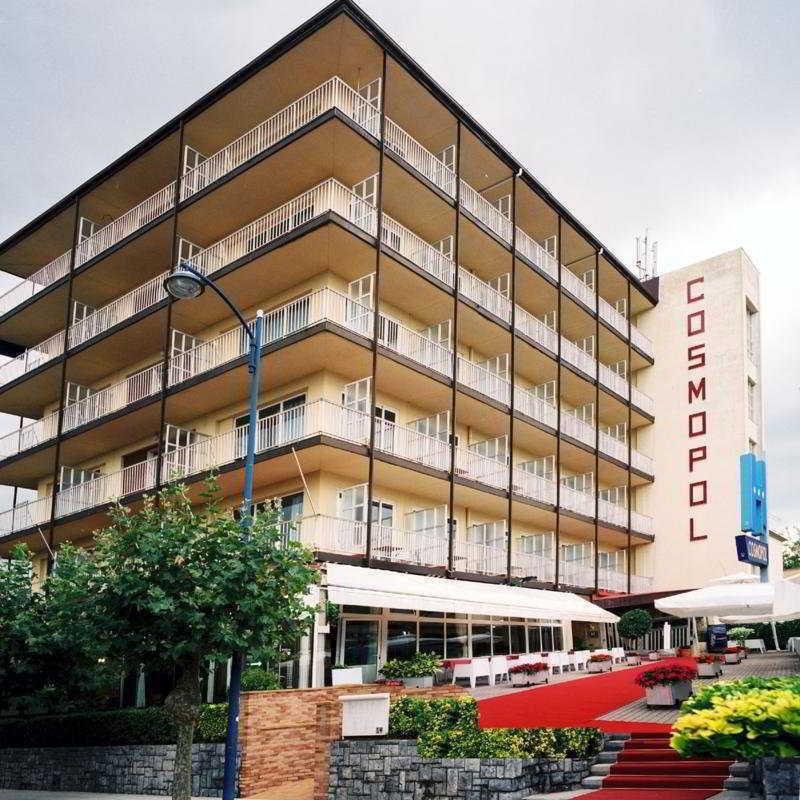 Cosmopol 3* Laredo